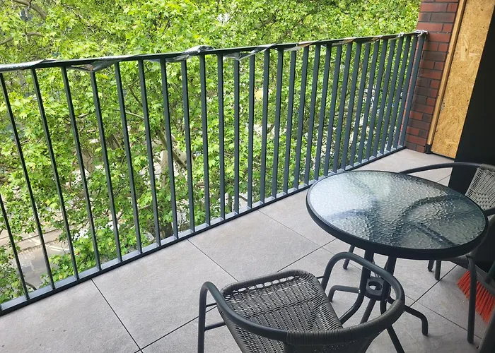 Apartwro 6th - Przy Dworcu Glownym Pkp *